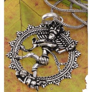 Tanzender Shiva - Amulett aus Messing an einer Halskette