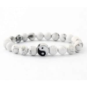 Yin und Yang Armband mit natürlichen Howlith Perlen