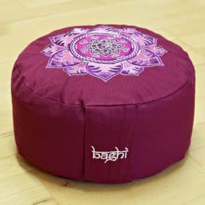 Baghi Meditationskissen in Bordeaux mit Mandala Om Stickerei pink lila