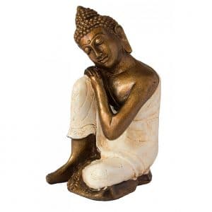 Buddha im Thai Style ruhend