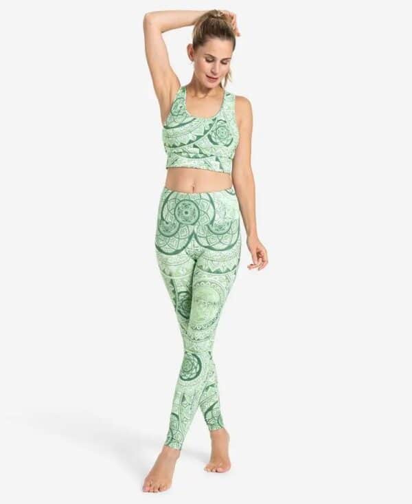 Spirit of OM Yoga Set Bala in smaragd im Mandala Print Legging und Bra